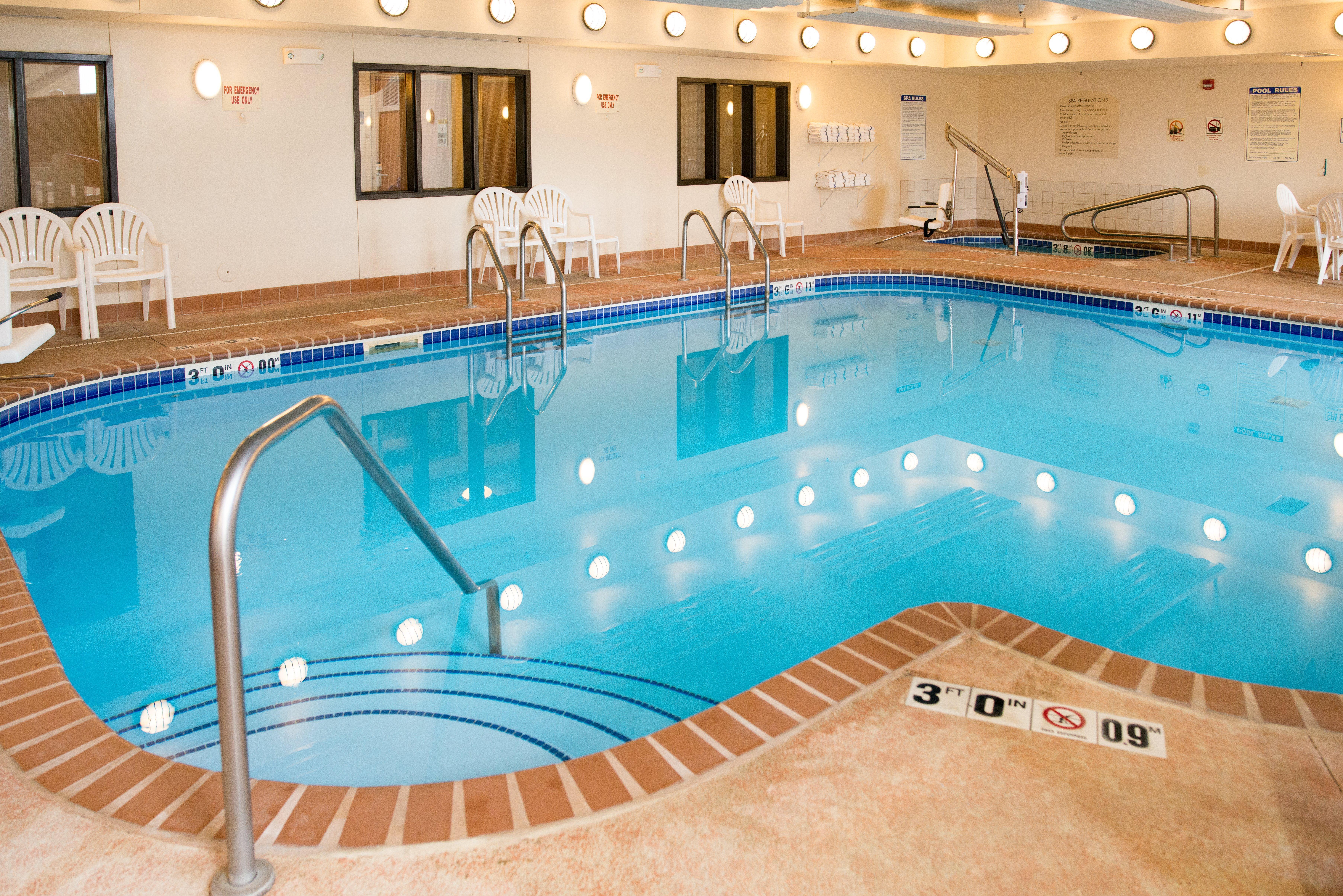 Holiday Inn Express Hotel & Suites Chanhassen By Ihg Luaran gambar